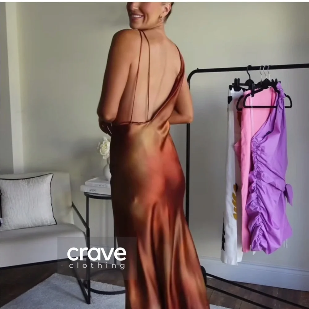 🌅 Orange tie dye sunset printed silky satin strappy open back midi slip dress - Picture 7 of 9